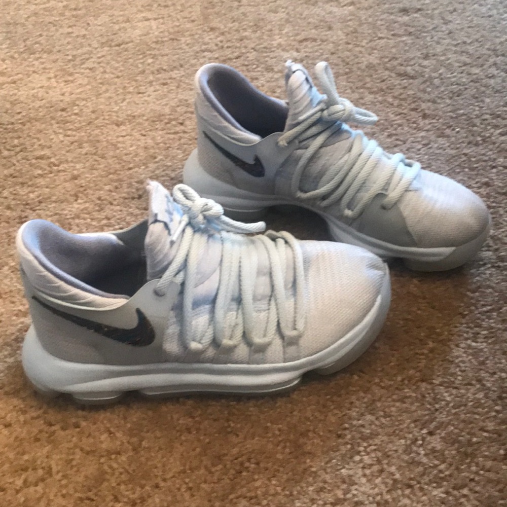 Youth boys KD 10 shoes
